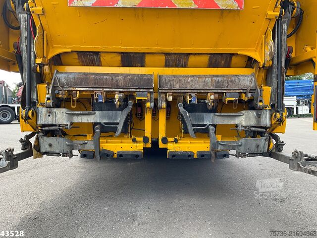 Refuse collection vehicle DAF FAN CF 290 Geesink 24m³