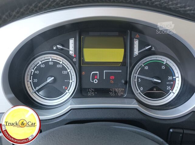 شاحنة قلّابة بذراع تحميل متحرك DAF XF 460