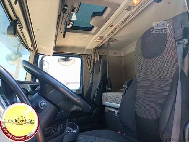 شاحنة قلّابة بذراع تحميل متحرك DAF XF 460