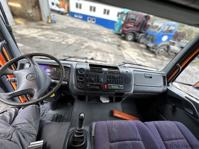 Driezijdige kipper bestelwagen MERCEDES-BENZ 818K