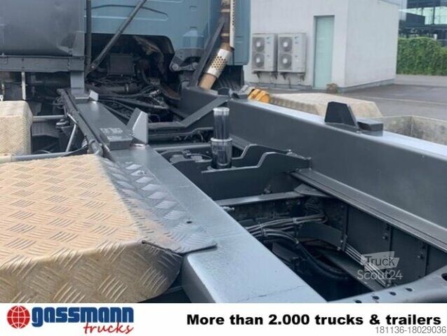 Tovornjak s kavljem za kontejnerje Scania R420 CB 8x4 MNZ, Retarder, Euro4