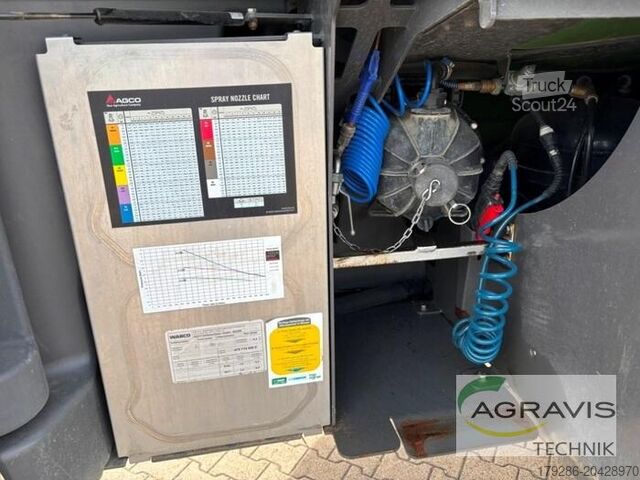 Pesticide sprayer Fendt ROGATOR 355