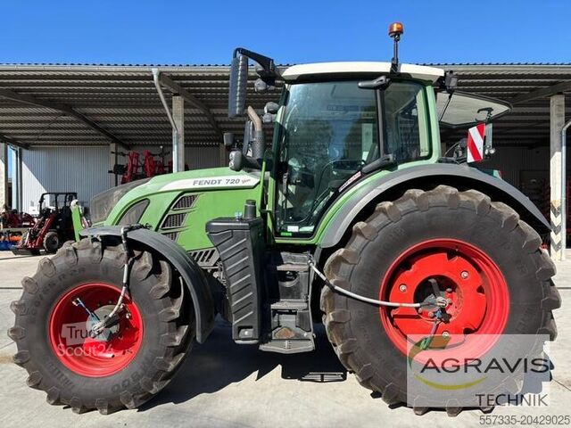 Traktorius Fendt 720 VARIO S4