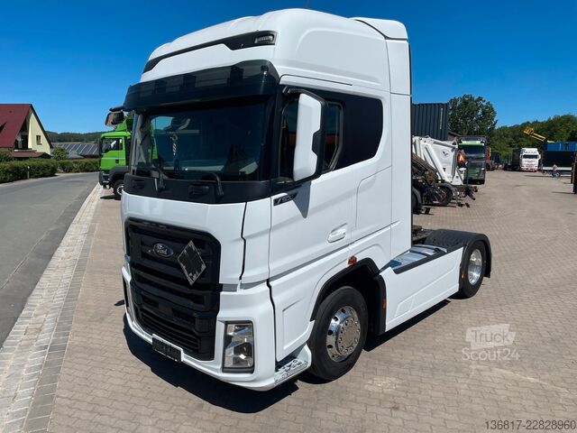 Standard tractor unit FORD F-MAX 500 4x2 BL Retarder Klima vollverspoilert