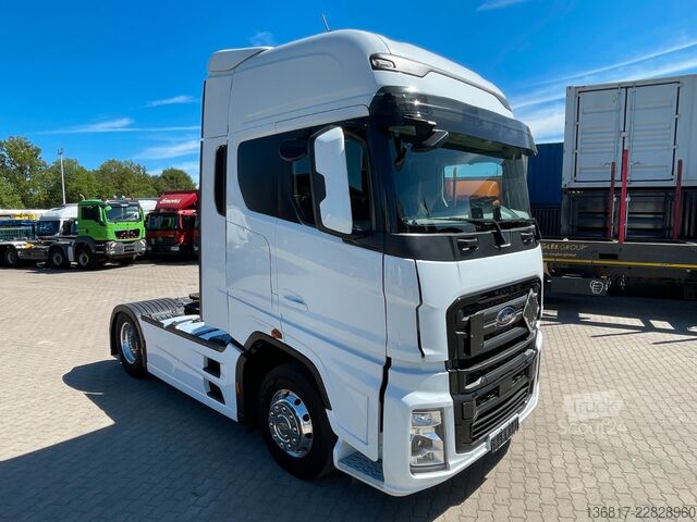 Standard tractor unit FORD F-MAX 500 4x2 BL Retarder Klima vollverspoilert