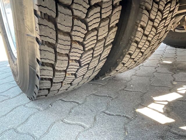 Standard tractor unit FORD F-MAX 500 4x2 BL Retarder Klima vollverspoilert