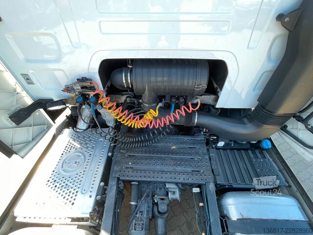 Standard tractor unit FORD F-MAX 500 4x2 BL Retarder Klima vollverspoilert