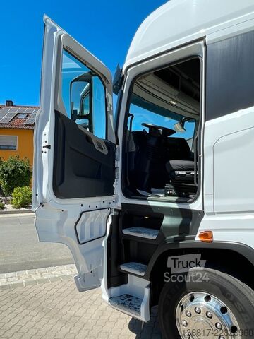 Standard tractor unit FORD F-MAX 500 4x2 BL Retarder Klima vollverspoilert