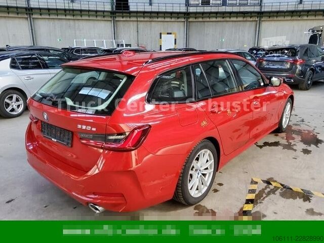 Minibus BMW 330 3 Touring Kunstleder