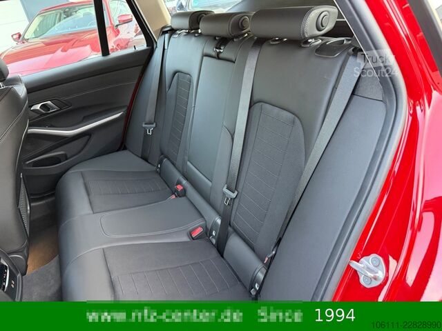 Microbuz BMW 330e Touring WIDESCREEN/Leder/Driving Assistant