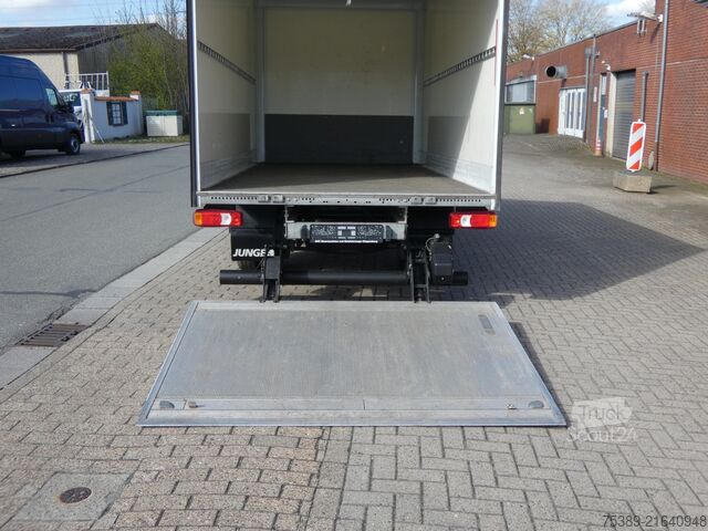 Laatikkoauto Iveco Daily  35 C16 Koffer LBW Klima EURO6-E TÜV NEU