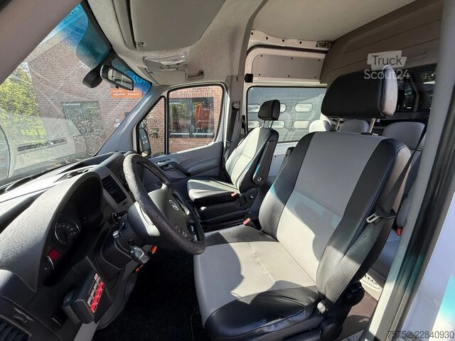 Ван за доставка с двойна кабина VW Crafter Dubbellucht Cabine 93.080KM Airco NL Au...