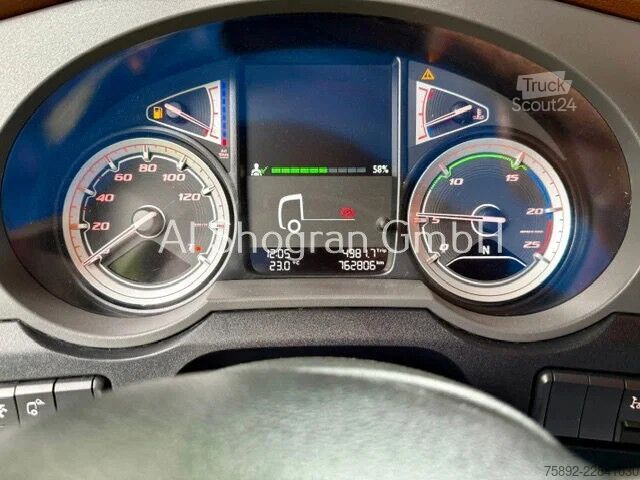 Стандарт-СЗМ DAF XF 530 Superspace/Voll Luft/Retarder/Euro6