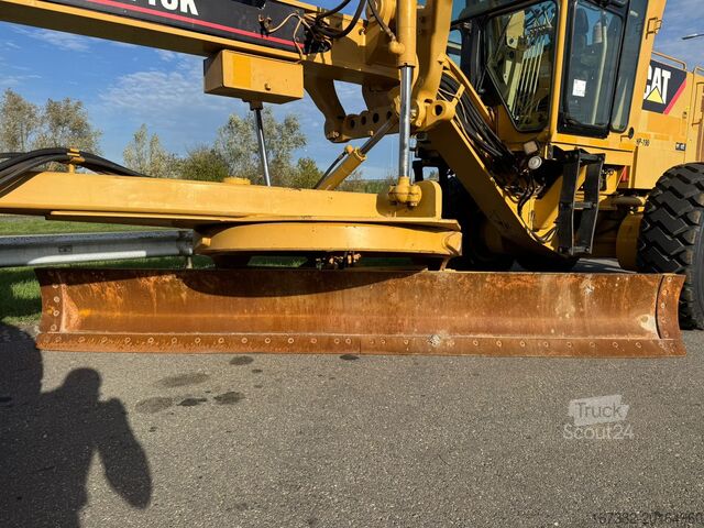 Grader Caterpillar 140K
