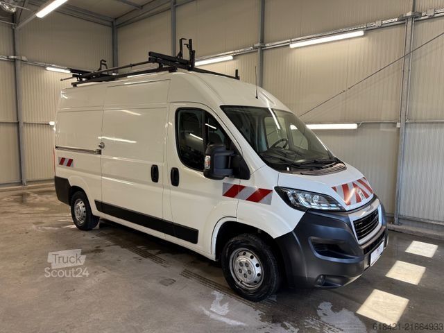 Dobozos furgon PEUGEOT Boxer L2H2 WORKSHOP+WEBASTO+GALERIE+AHK