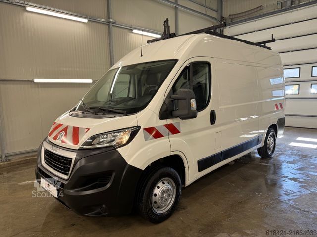 Dobozos furgon PEUGEOT Boxer L2H2 WORKSHOP+WEBASTO+GALERIE+AHK