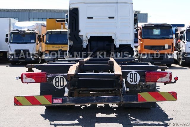 Camión con caja móvil MAN TGX 18.480 BDF 2-Tanks Vollluft Euro 6
