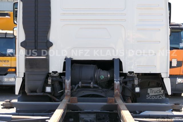 Wechselfahrgestell LKW VOLVO FH 460 Globetotter BDF 2XL-Tanks Vollluft