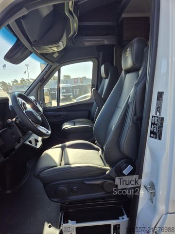 Caravana semiintegrada HYMER/ERIBA B-Klasse MC T 680 Isofix / 170 PS / Autarkie-Pak