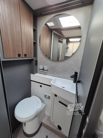 Caravana semiintegrada HYMER/ERIBA B-Klasse MC T 680 Isofix / 170 PS / Autarkie-Pak