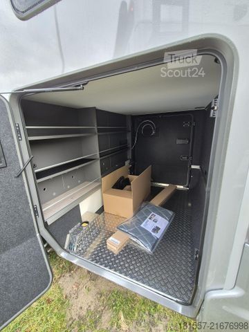 Caravana semiintegrada HYMER/ERIBA B-Klasse MC T 680 170 PS / Autarkie-Paket XL