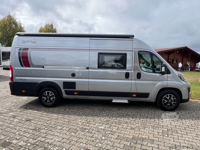 Autocaravana GIOTTILINE 64 G Automatik
