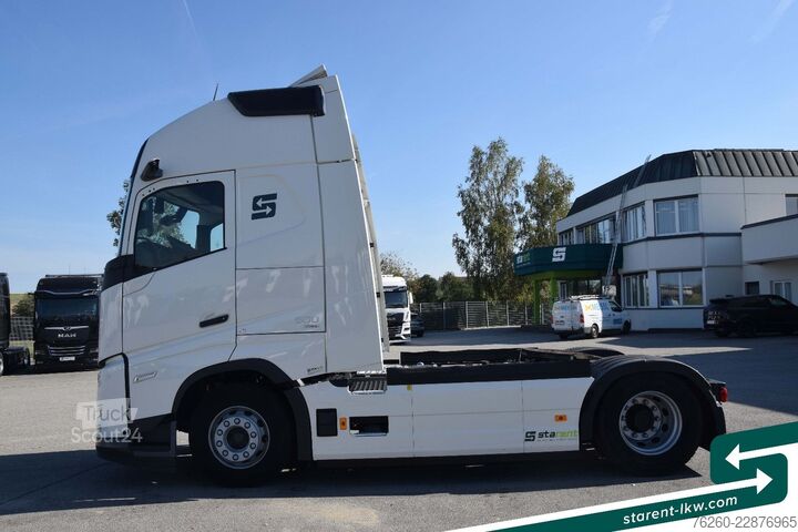 Standaard trekker VOLVO FH 500 AERO XL CMS VEB+LED-Sicherheitspak. MIETE