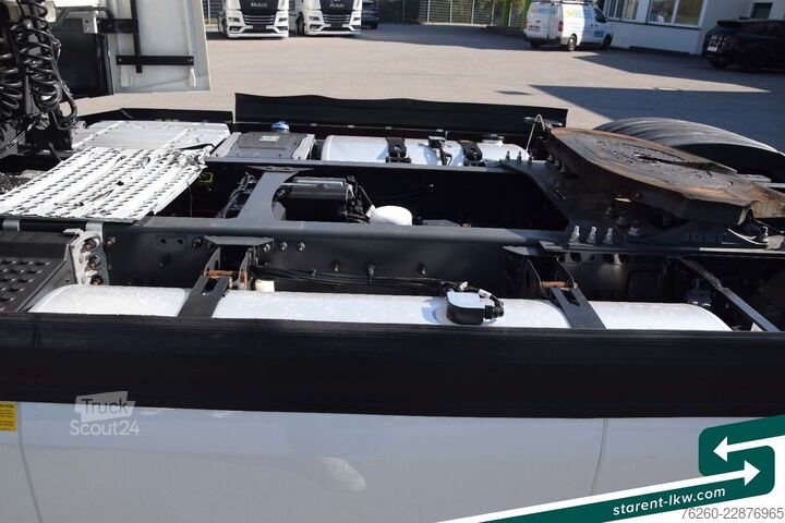 Standaard trekker VOLVO FH 500 AERO XL CMS VEB+LED-Sicherheitspak. MIETE