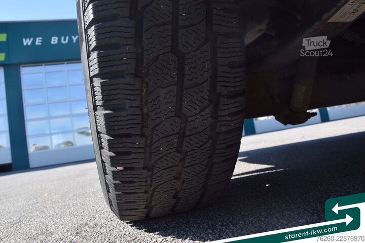Umpikorja-auto FORD Transit 2.0 L2H2 AHK Klima Tempomat PDC TÜV 01/2