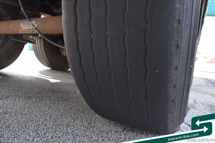 Otevřený návěs s plachtou SCHWARZMÜLLER Tautliner Zurringe Reserverad