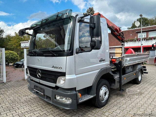 Furgón volquete trilateral MERCEDES-BENZ 822 Atego MEILLER 3Skipper +PK7002 + Greifer