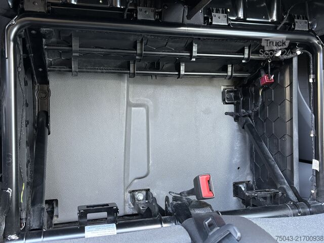 Visok in dolg zabojni tovornjak VW Crafter 35*L3H2*Klima*Kamera*Tem*1.Hand*