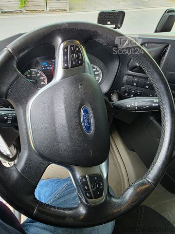 Vakio vetoauto Ford F-MAX 500