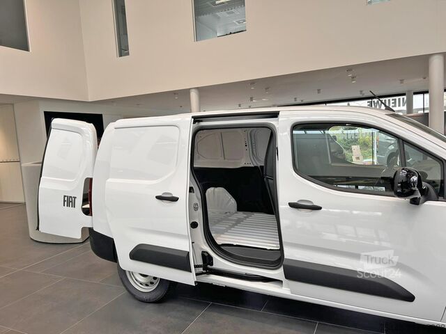 Slēgtais furgons Fiat Doblò F5272 XL Diesel 130 PK Automaat