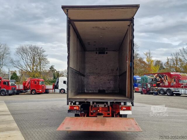 Kovček Scania R580 V8 NGS Highline 6x2 - Box with sidedoors -...