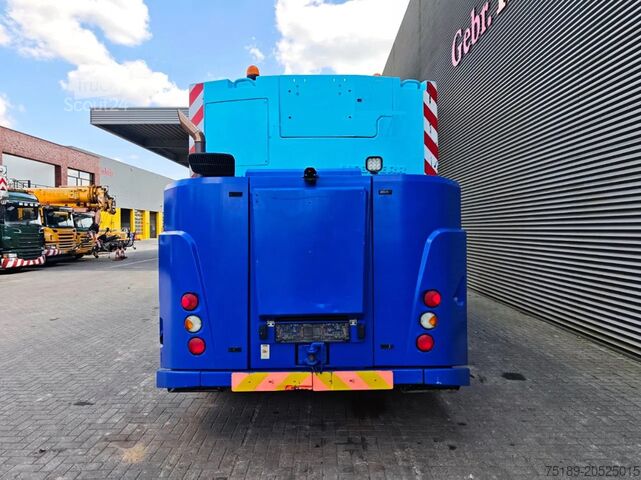 All-terrain crane Liebherr LTC 1045-3.1 Jip!