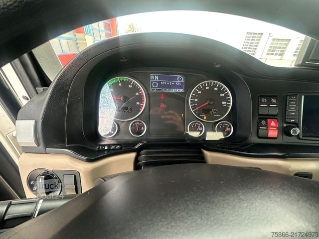 Tovorna dvigalka na tovornjaku MAN 26.420 TGS LL Palfinger PK 26.001 l TEC Funk