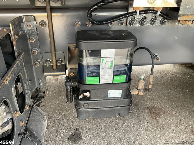 Jätteenkeräysauto Volvo FM 330 Euro 6 Geesink 20m³