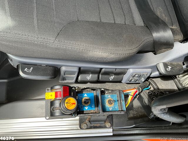 Sklápěč s jeřábem Scania P 320 HMF 14 Tonmeter Z-kraan Just 173.443 km!