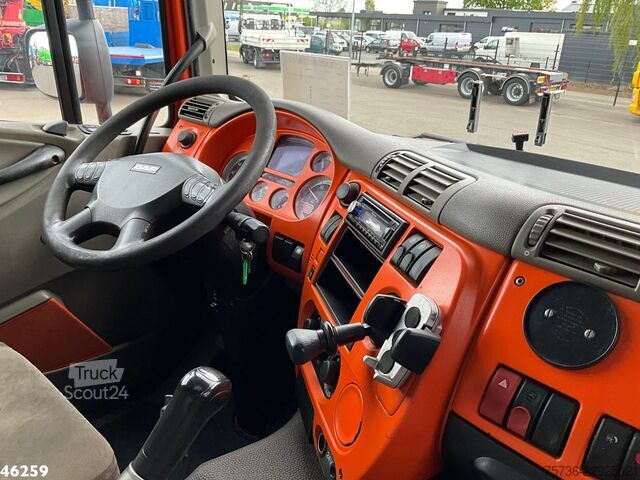 Žeriavové vozidlo DAF FAD 85 CF 460 8x4 Palfinger 72 Tonmeter laadkra...