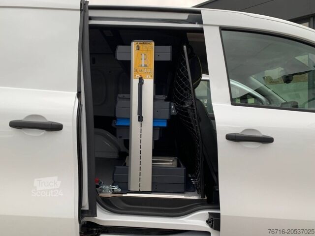 Varebil Renault Kangoo RAPID EXTRA dCi 95 ADVANCE 1.5 BLUE AHK+NAVI+KAMERA