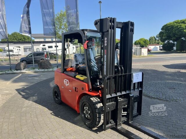 Stivuitor frontal EP EFL302X4