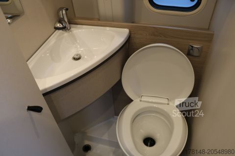 Camper van Bürstner Lineo C 550