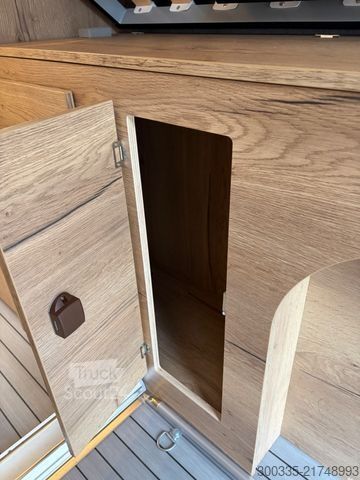 Kamper CLEVER Spirit 600 Automatik- Längsbetten - Mj. 2026