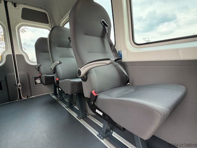 Minibuss VOLKSWAGEN Crafter 2.0 TDi 84 KW L2H2 9 Sitze Klima Ahk Eu5