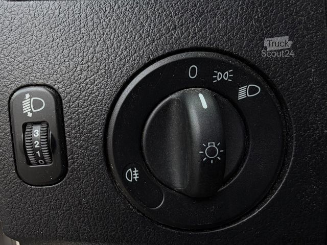 Minibuss VOLKSWAGEN Crafter 2.0 TDi 84 KW L2H2 9 Sitze Klima Ahk Eu5