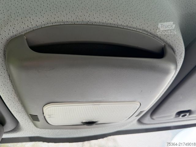 Minibuss VOLKSWAGEN Crafter 2.0 TDi 84 KW L2H2 9 Sitze Klima Ahk Eu5