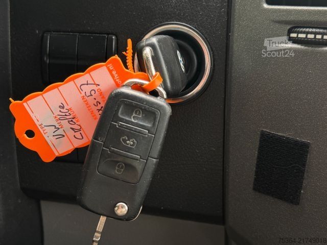 Minibuss VOLKSWAGEN Crafter 2.0 TDi 84 KW L2H2 9 Sitze Klima Ahk Eu5