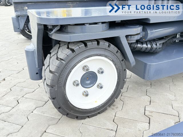 štirismerni viličar Combilift C3000 GAS DUPLEX 4100 WIDE POSITIONER