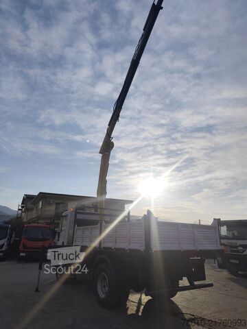 Mobiele kraan Iveco EuroCargo 160E25K